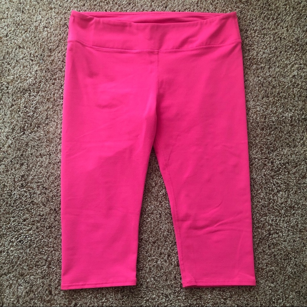 Fabletics Pink Mid-Rise Powerhold Crop Leggings